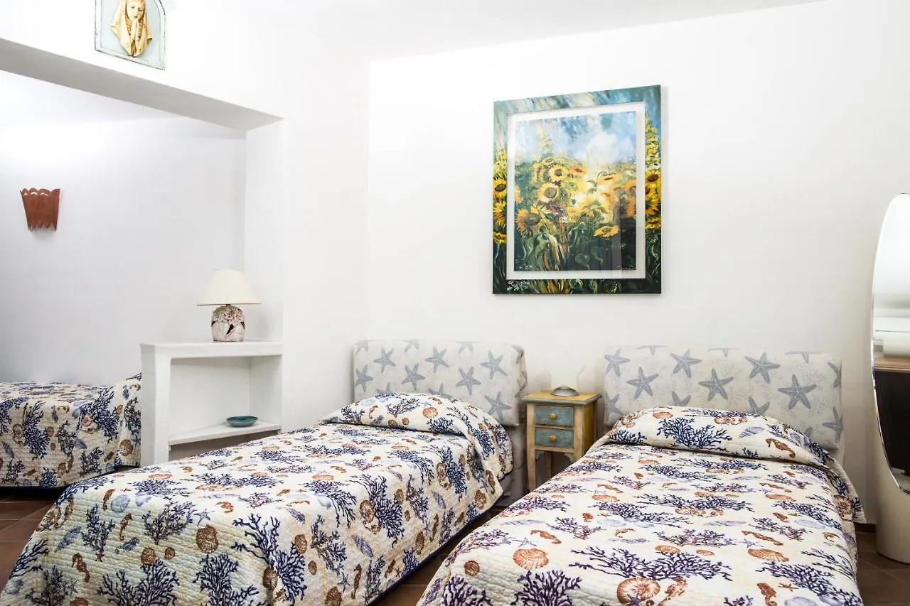 Villa Luxury Vista Mare E Piscina Tra Le Rocce Cala Bitta